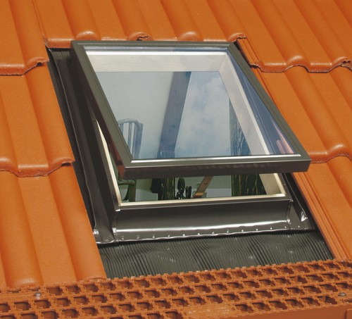 Окно-люк WGI Окно-люк WGI